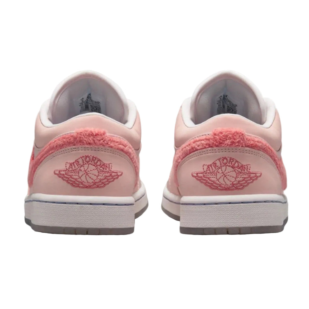 Wmns Air Jordan 1 Low SE "Mighty Swooshers"